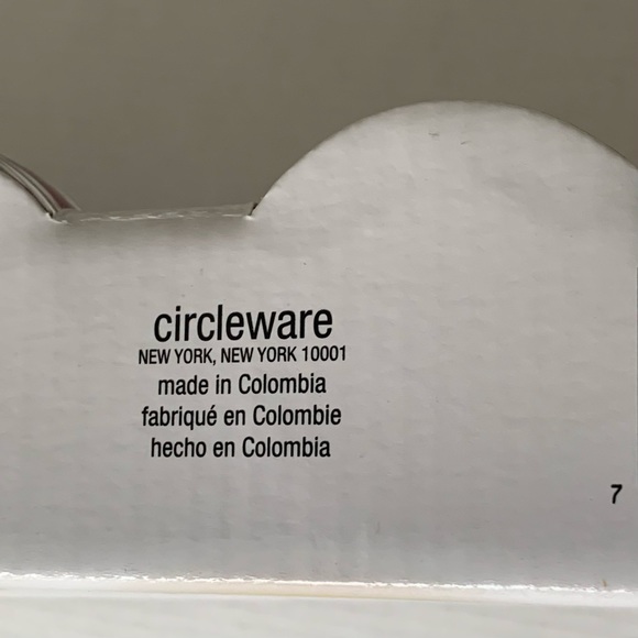 Set of 6 high water fruit juice glasses with 6 different colored bottoms NWT - Picture 8 of 9